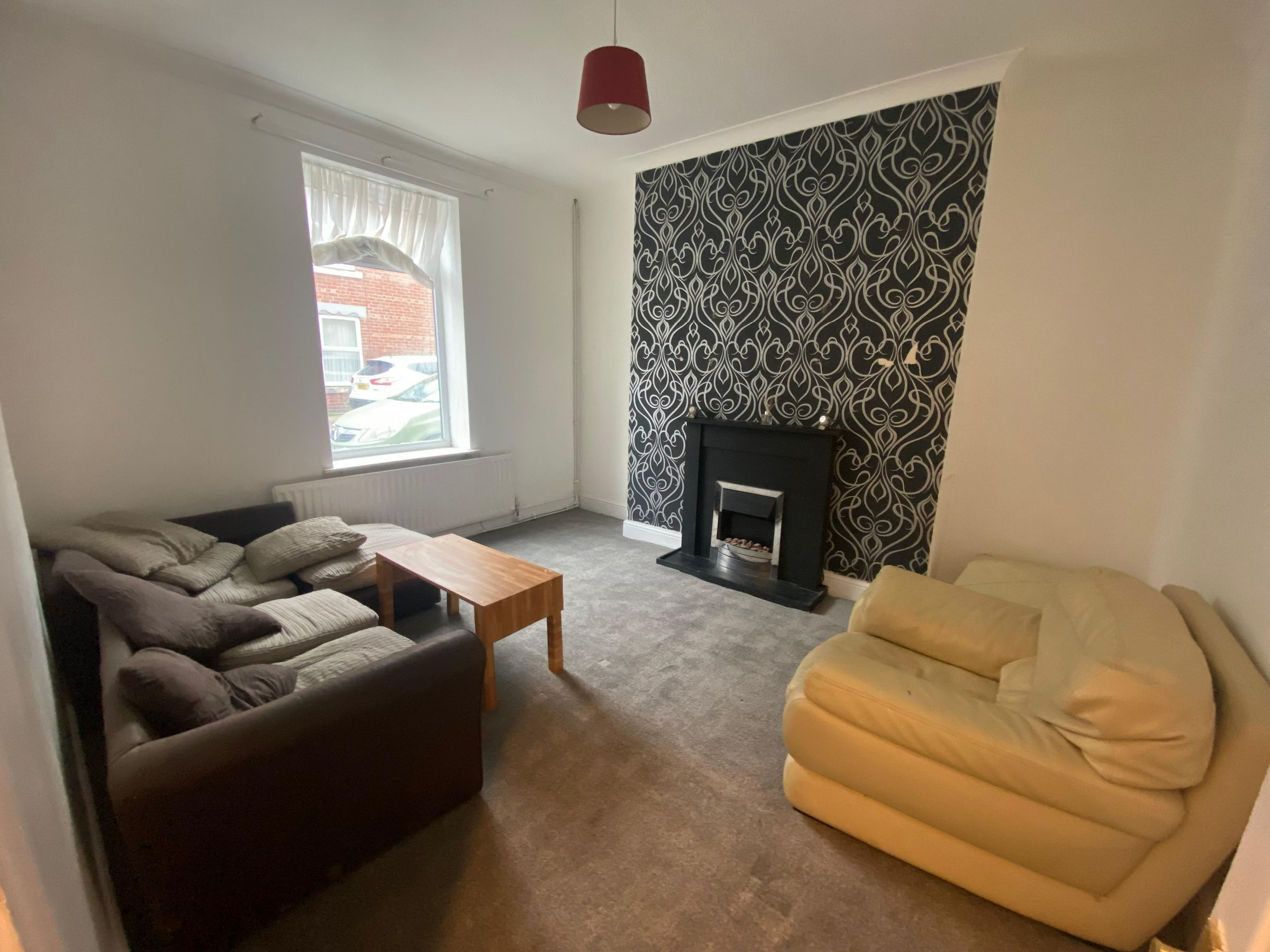 3 bed end of terrace house to rent in Wright Street, Blyth 1