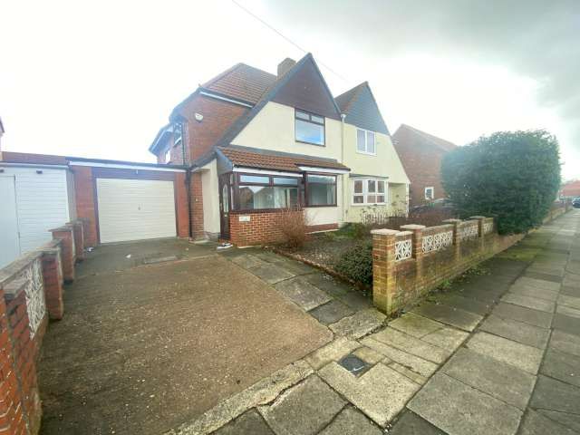 3 bed semi-detached house to rent in Aycliffe Avenue, Gateshead  - Property Image 1