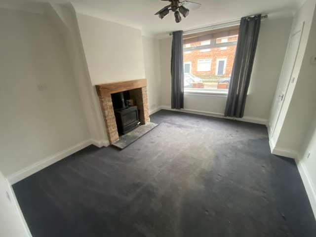 2 bed terraced house to rent in Castleton Road, Stockton-on-Tees  - Property Image 4