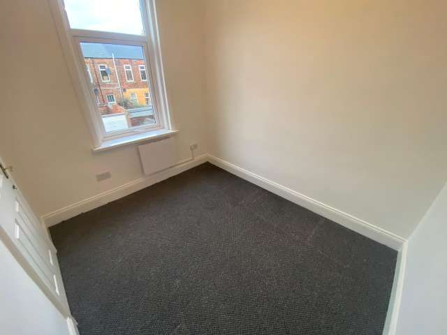 3 bed flat to rent in Sandringham Terrace, Sunderland 6