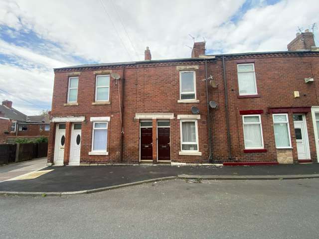 1 bed flat to rent in Devonshire Street, South Shields, NE33