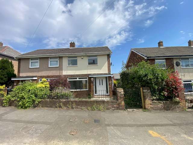 2 bed semi-detached house to rent in Castledene Road, Consett, DH8