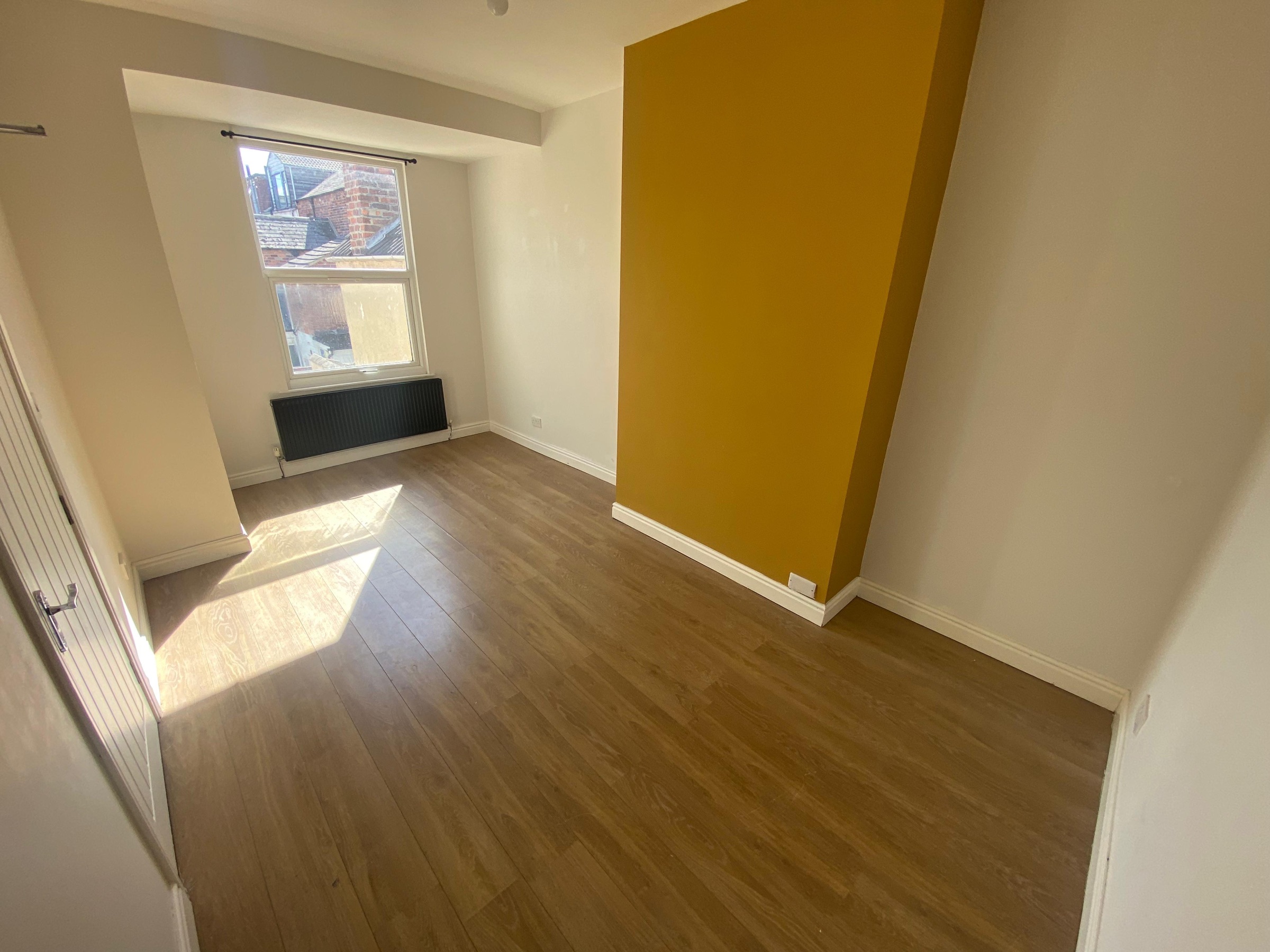 5 bed terraced house to rent in Cleveland Street, Redcar  - Property Image 5
