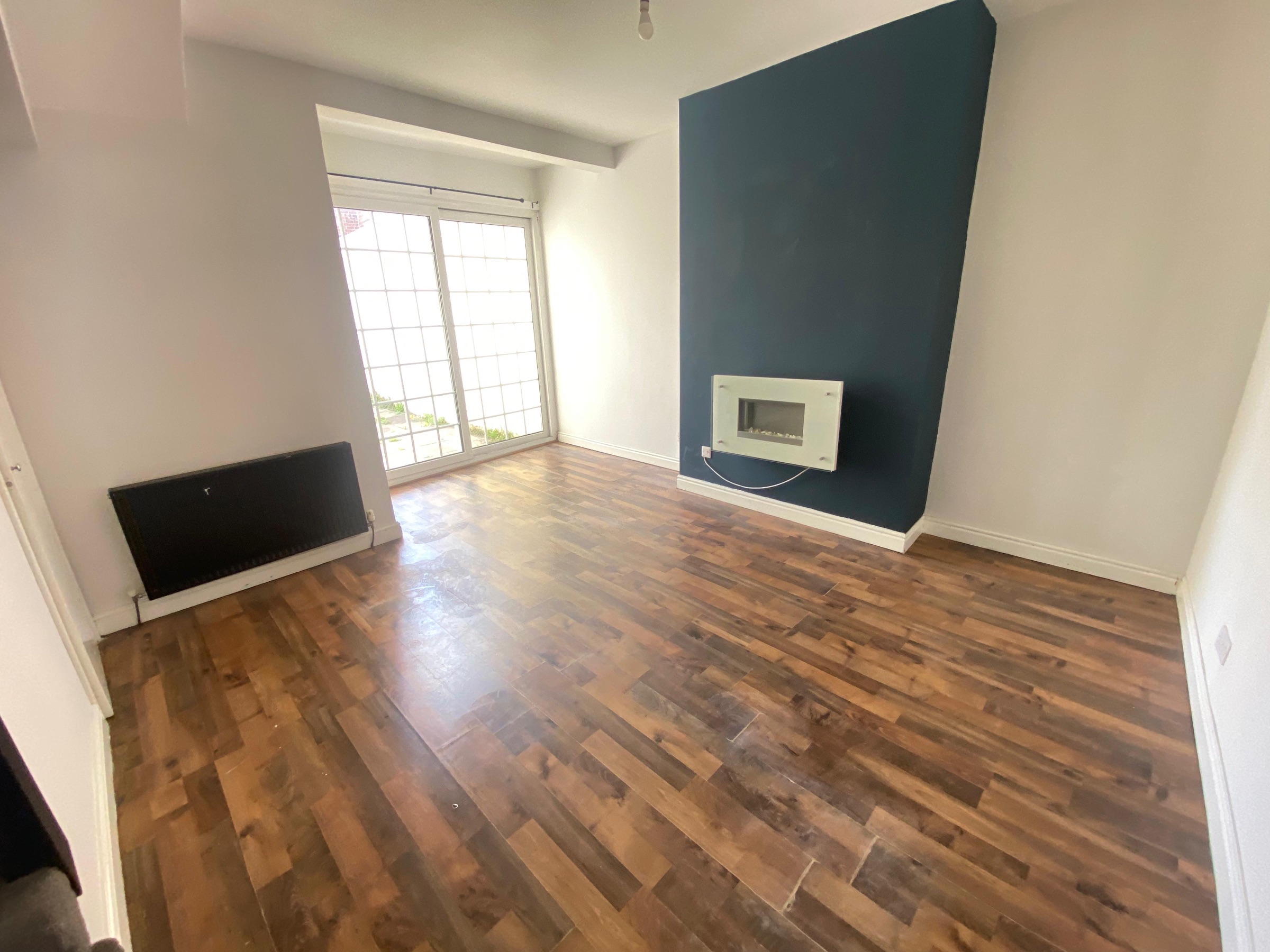 5 bed terraced house to rent in Cleveland Street, Redcar  - Property Image 2