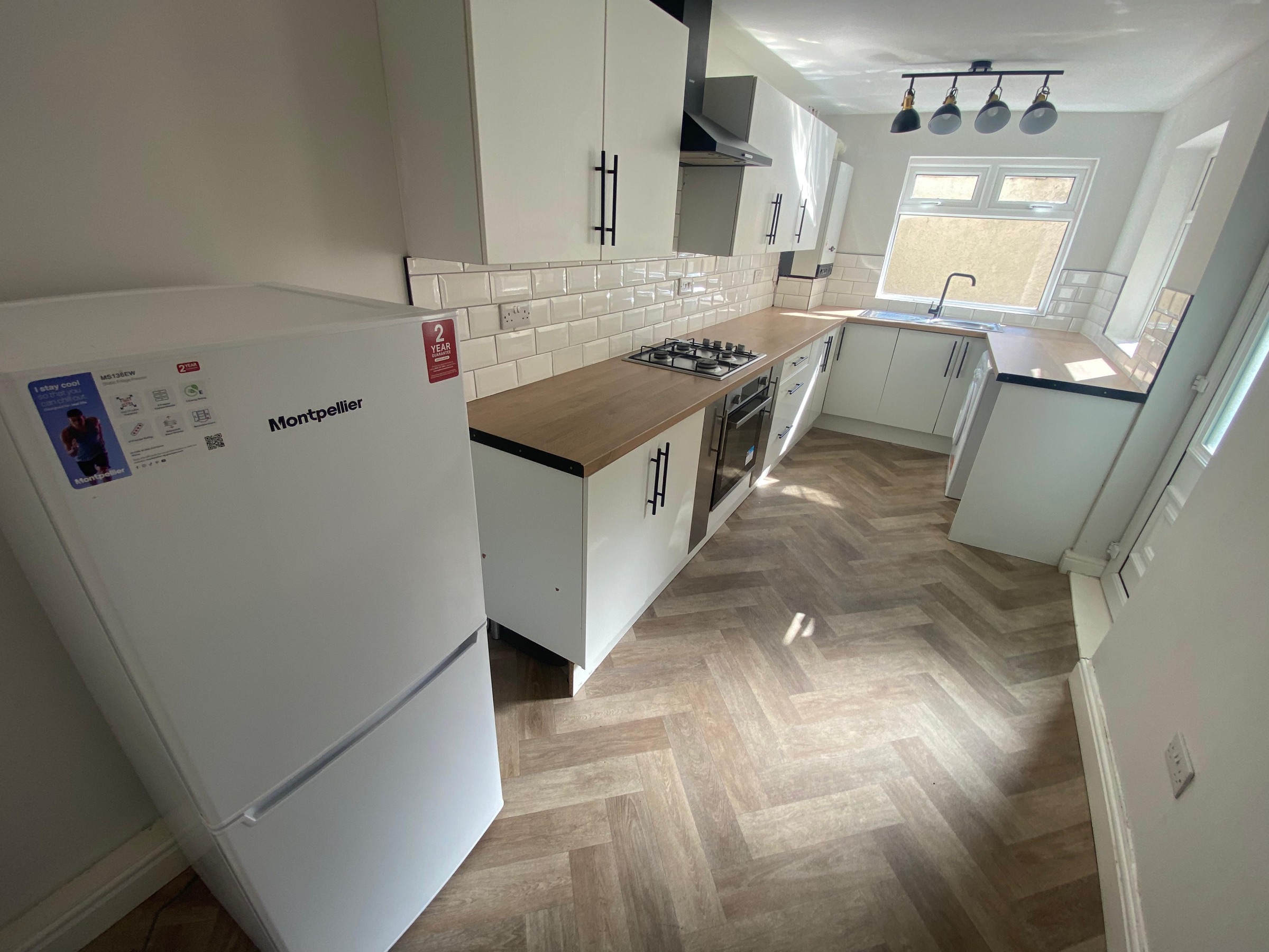 5 bed terraced house to rent in Cleveland Street, Redcar  - Property Image 4