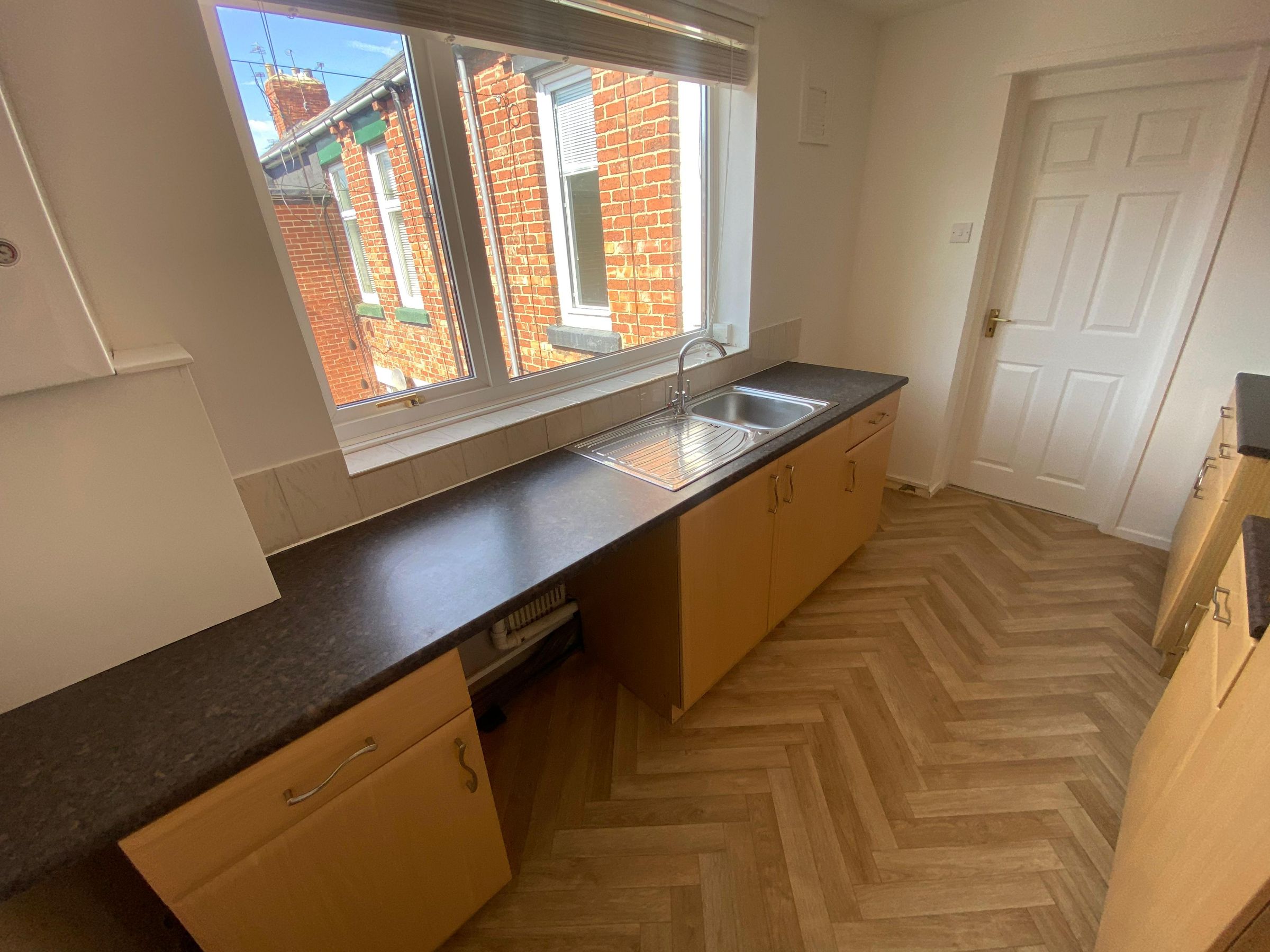 3 bed flat to rent in Crofton Street, South Shields  - Property Image 3