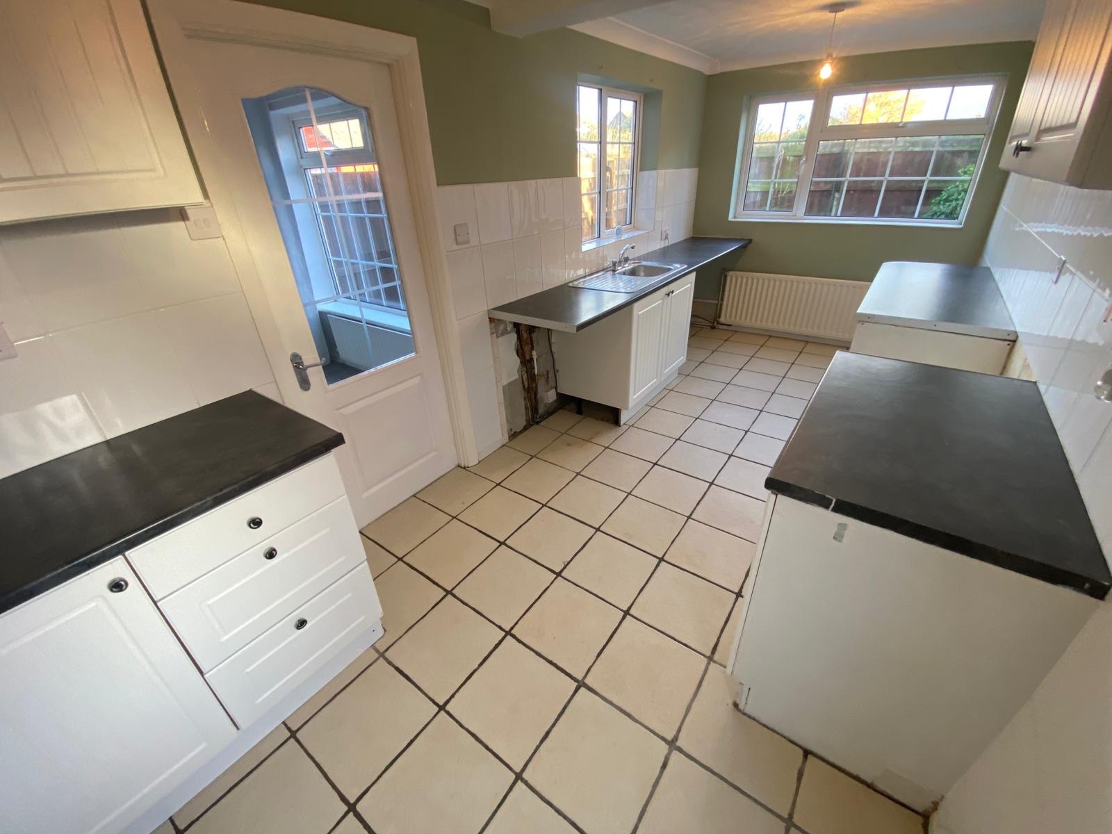 3 bed semi-detached house to rent in Walworth Grove, Middlesbrough  - Property Image 5