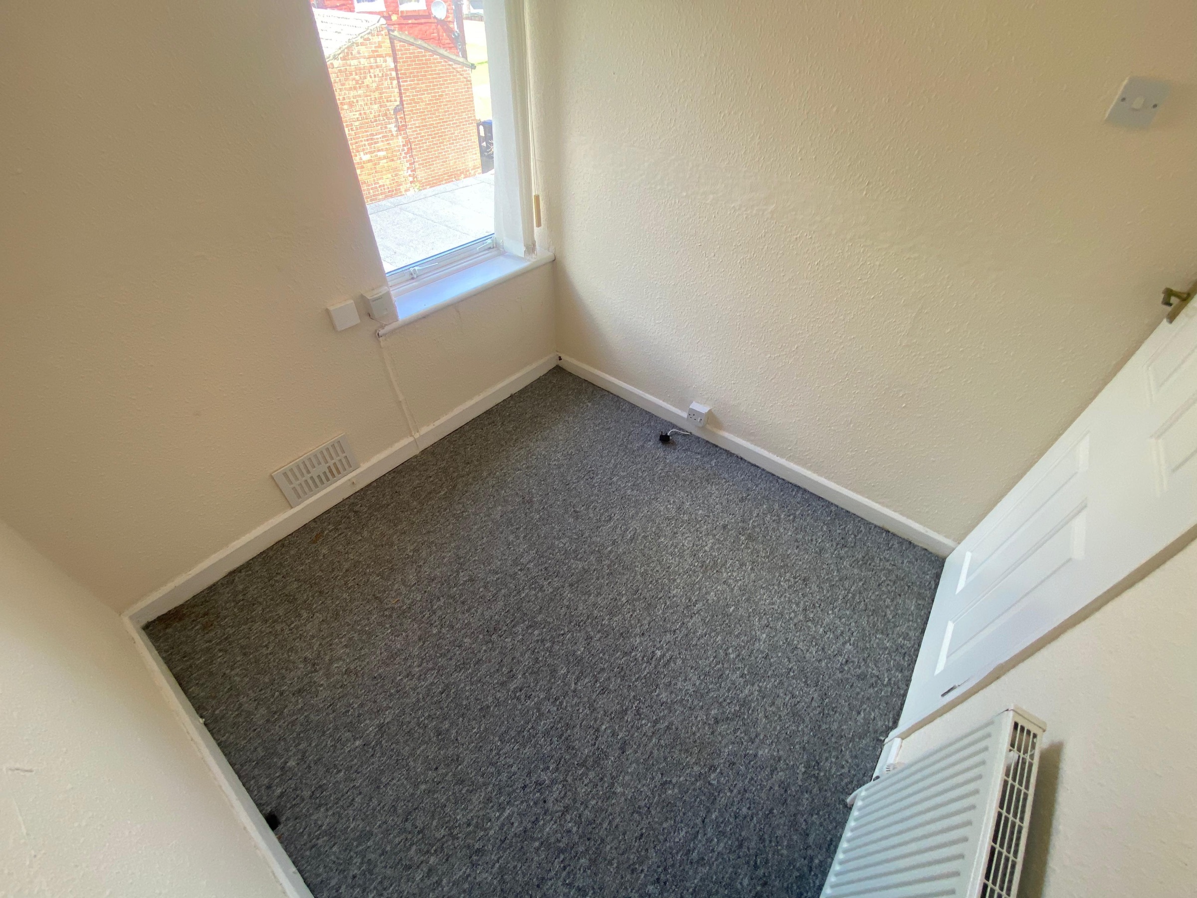 3 bed terraced house to rent in Cravens Cottages, Wingate 6