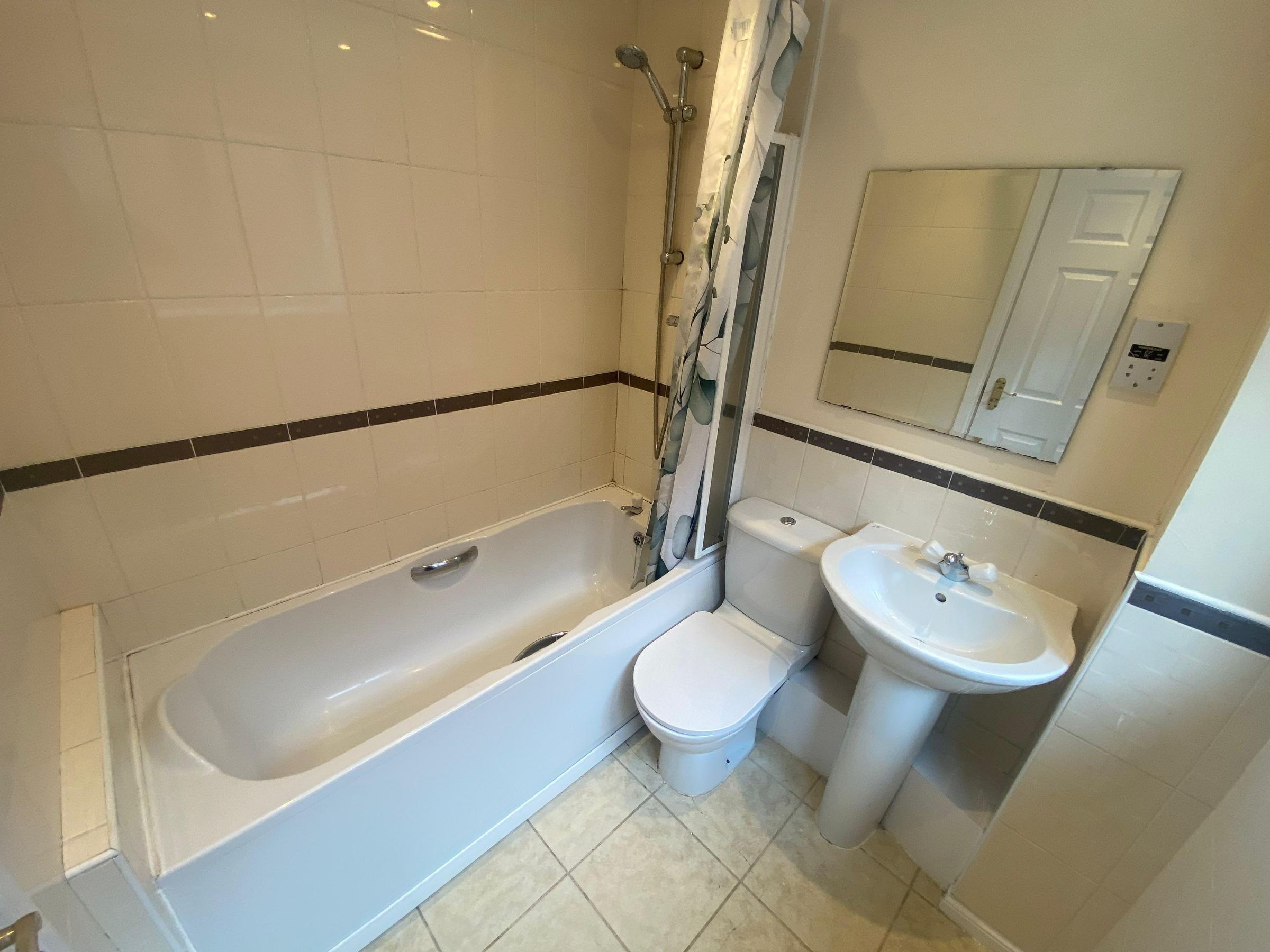 3 bed end of terrace house to rent in Millwood Green, Blaydon-on-Tyne  - Property Image 6