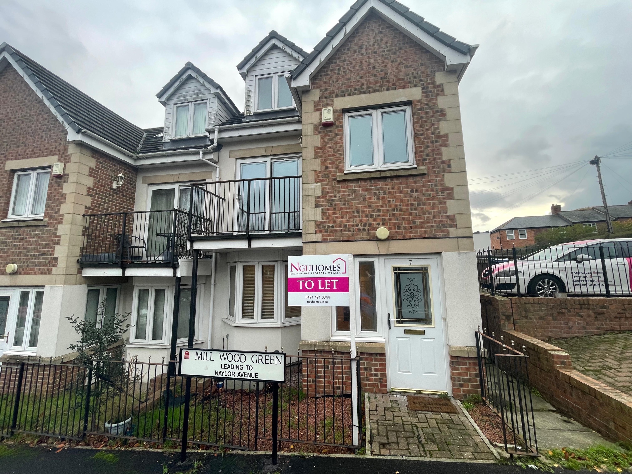 3 bed end of terrace house to rent in Millwood Green, Gateshead, NE21