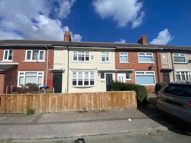 3 bed terraced house to rent in Pannell Avenue, Middlesbrough, TS5