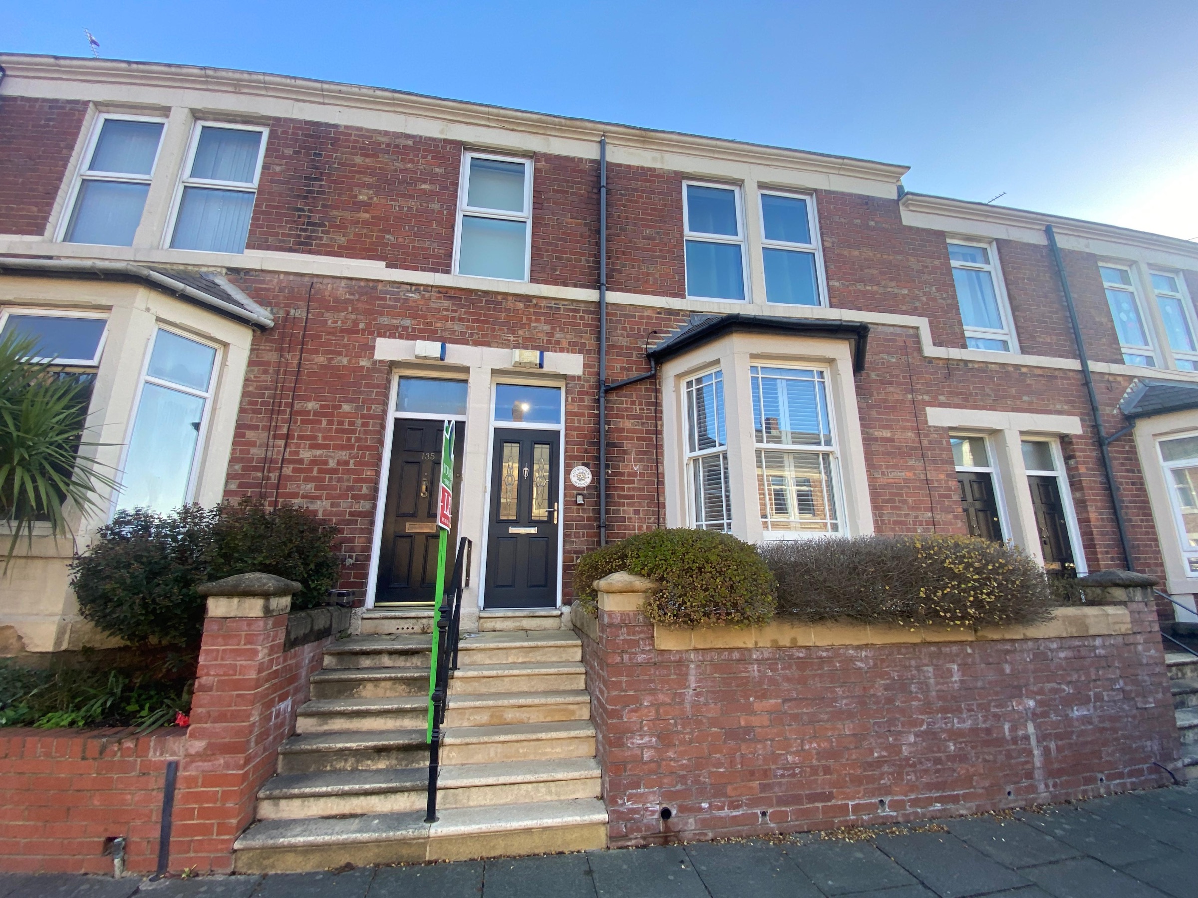 2 bed flat to rent in Windsor Avenue, Gateshead - Property Image 1