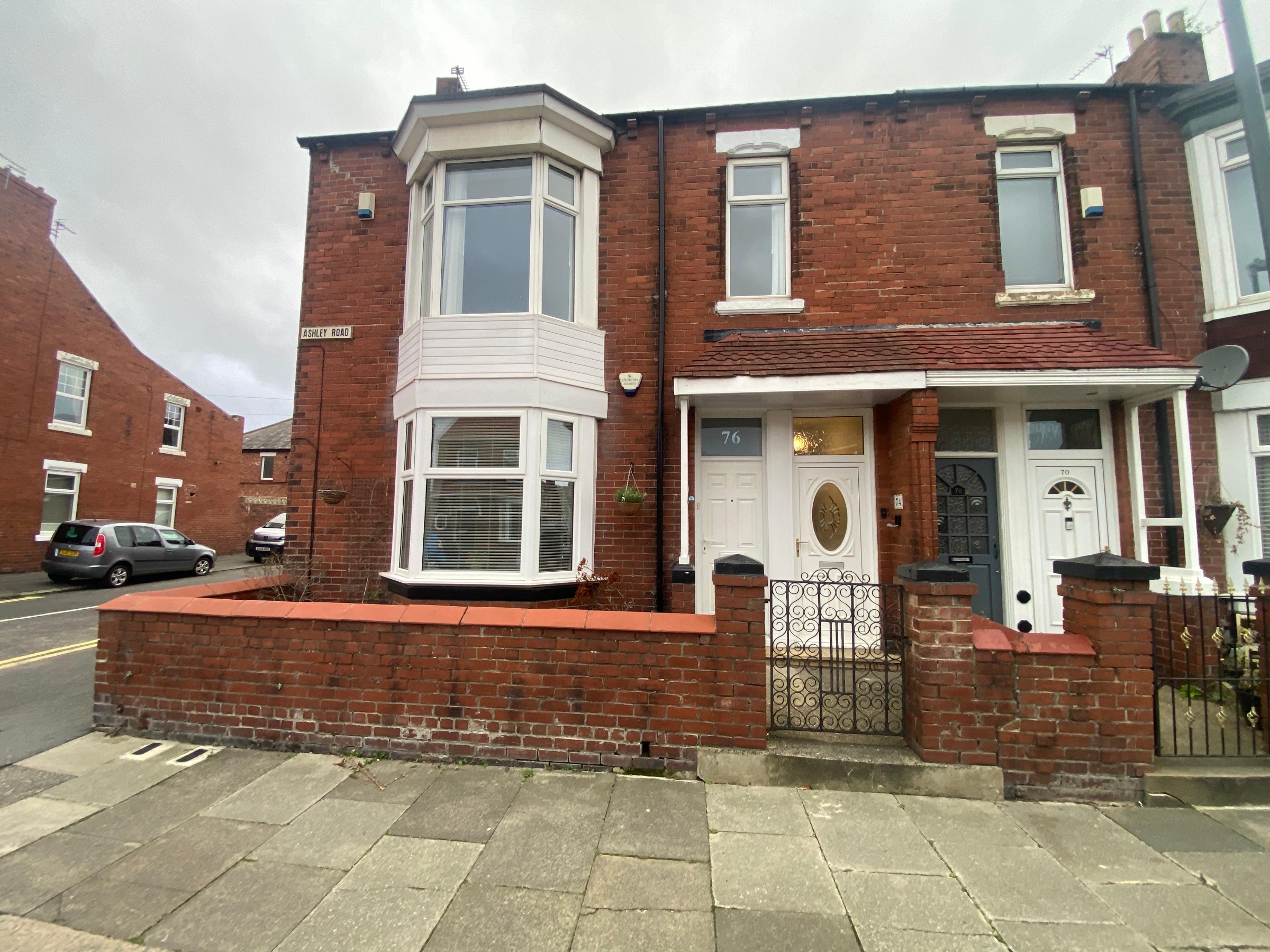 3 bed flat to rent in Ashley Road, South Shields - Property Image 1