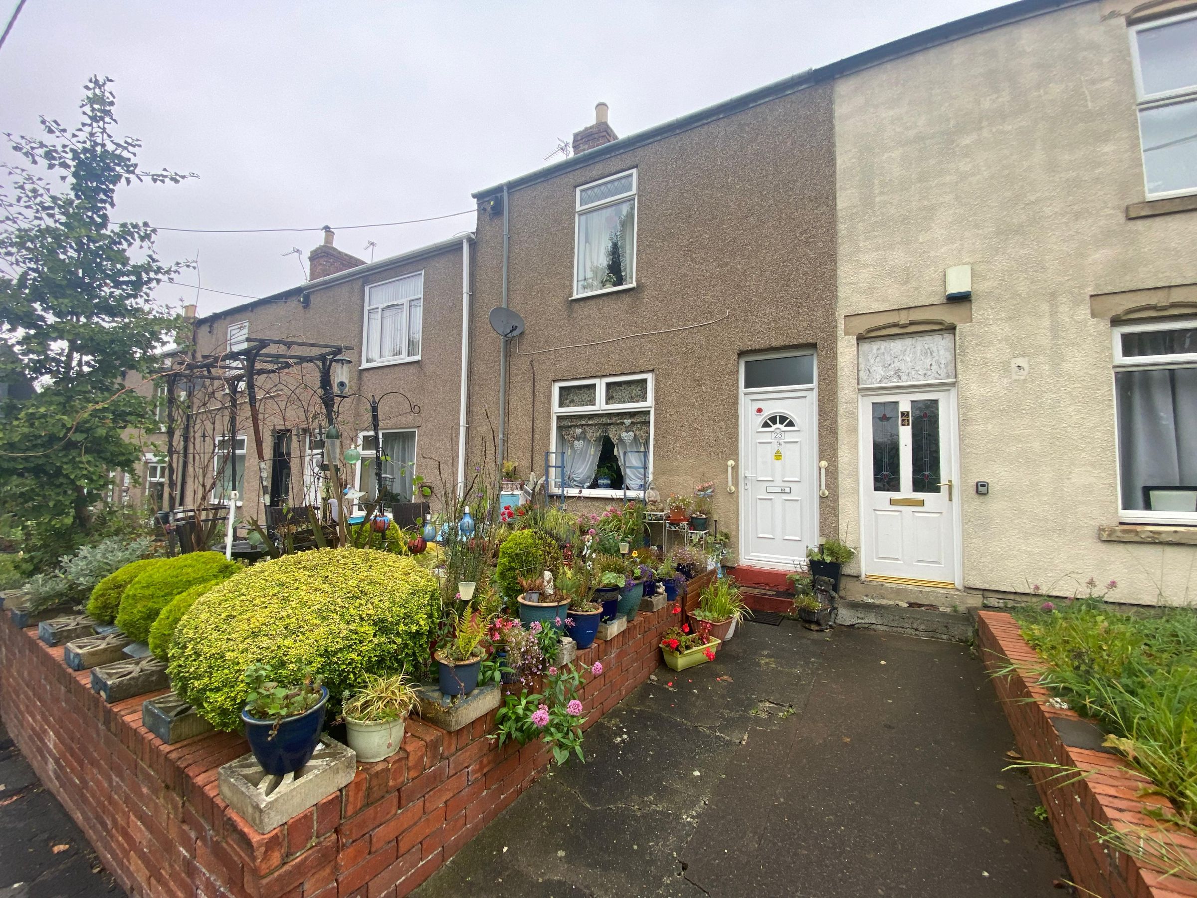 2 bed terraced house for sale in Poplar Terrace, Ferryhill  - Property Image 1