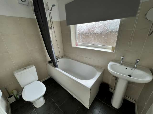 3 bed terraced house for sale in High Street North, Durham  - Property Image 9