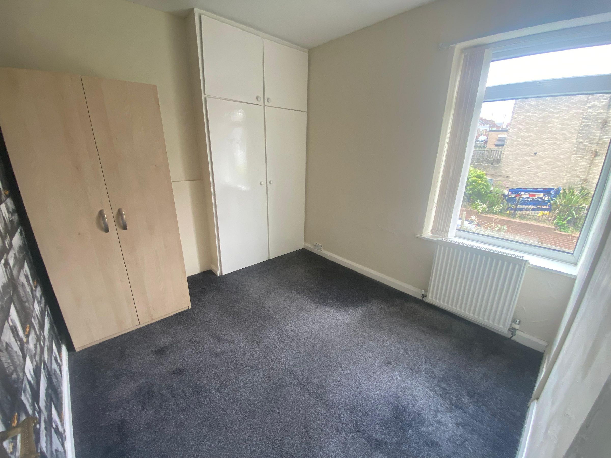 2 bed terraced house for sale in South View, Durham  - Property Image 5