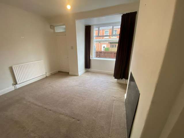 2 bed terraced house for sale in Fowler Gardens, Gateshead  - Property Image 4