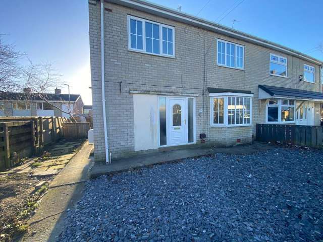4 bed semi-detached house for sale in Quin Square, Durham  - Property Image 1