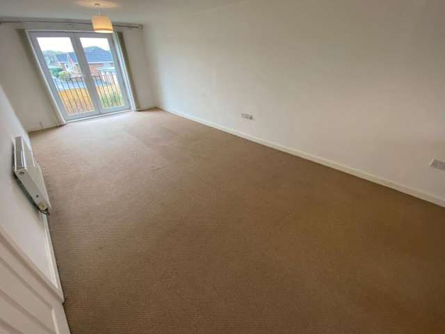 2 bed flat for sale in Dixons Bank, Middlesbrough  - Property Image 4
