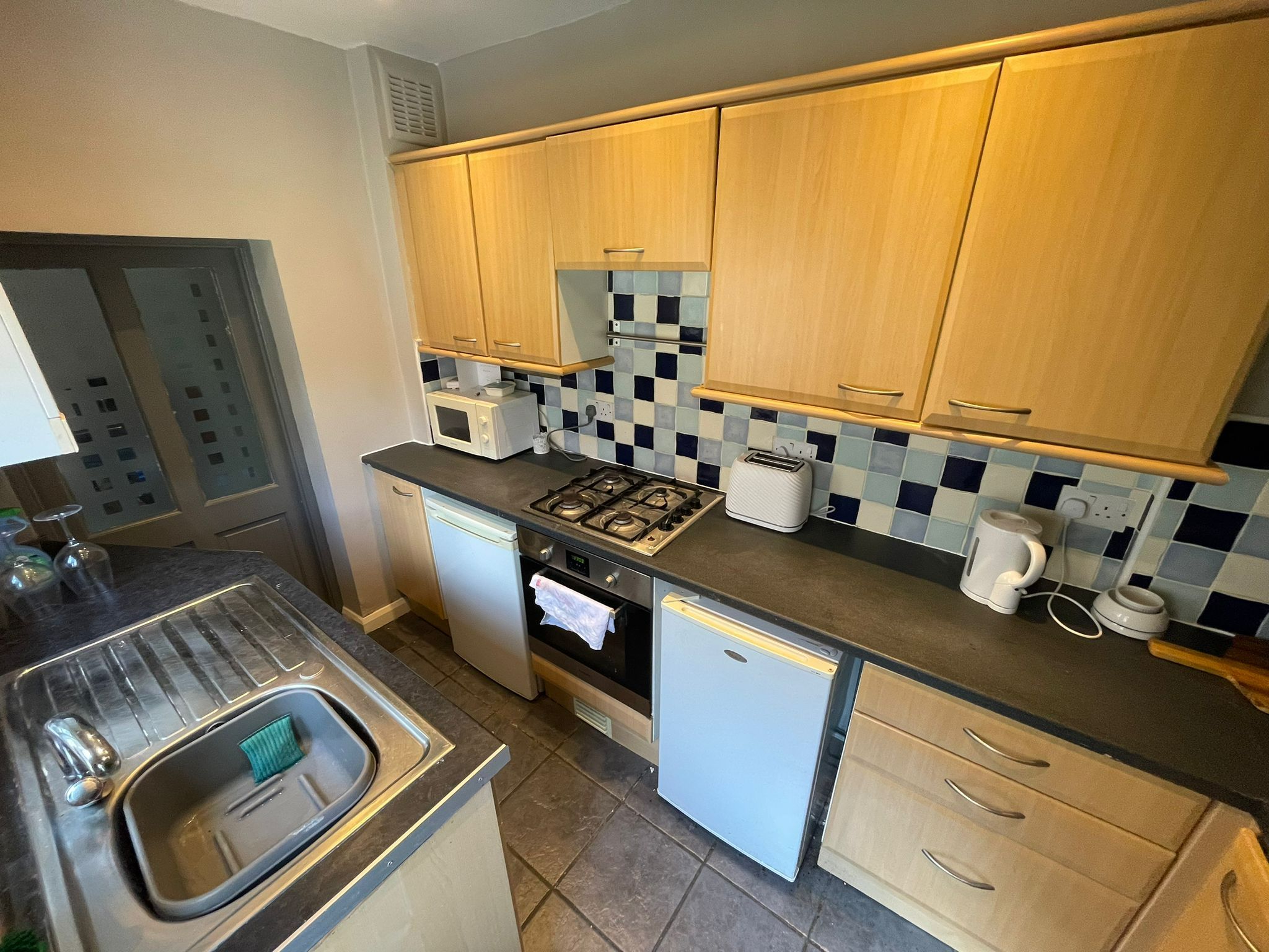 2 bed ground floor flat for sale in Brighton Road, Gateshead  - Property Image 3