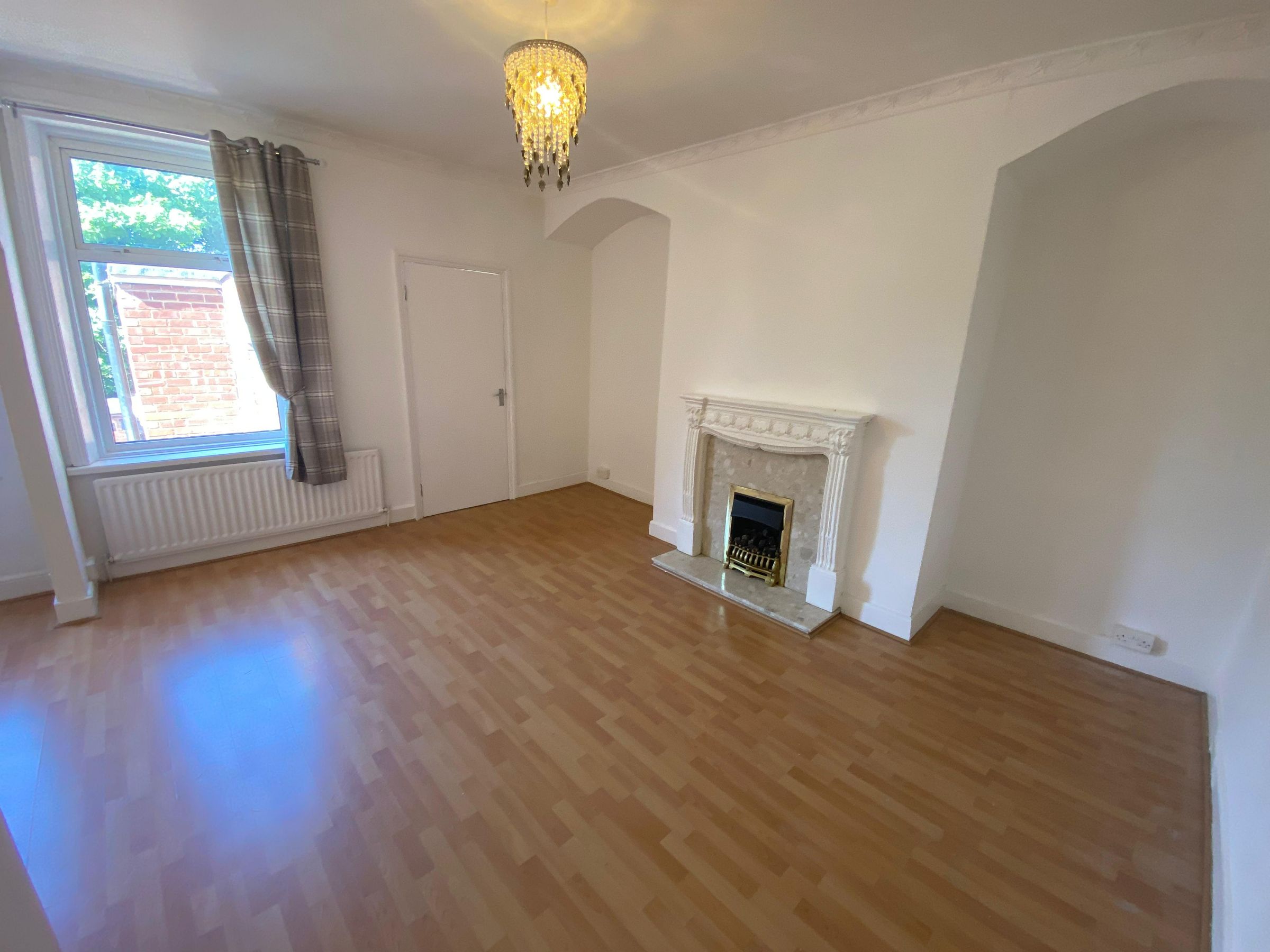 2 bed flat for sale in Gosforth Terrace, Gateshead  - Property Image 2