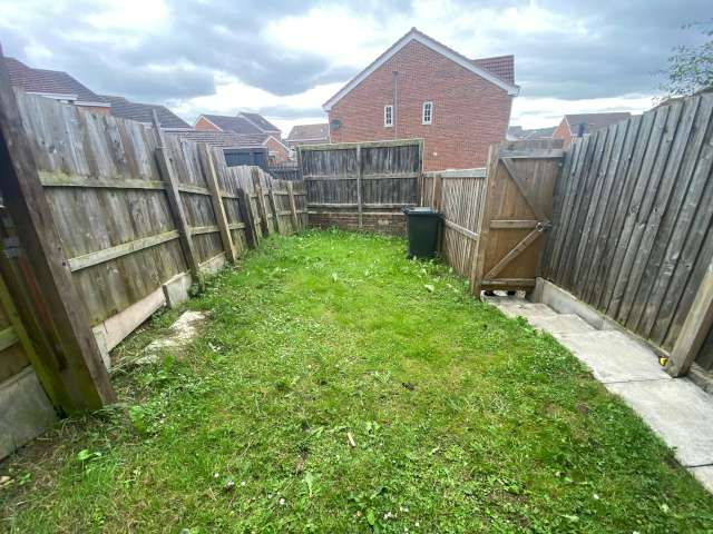 2 bed terraced house for sale in Haggerstone Mews, Blaydon-on-Tyne  - Property Image 8