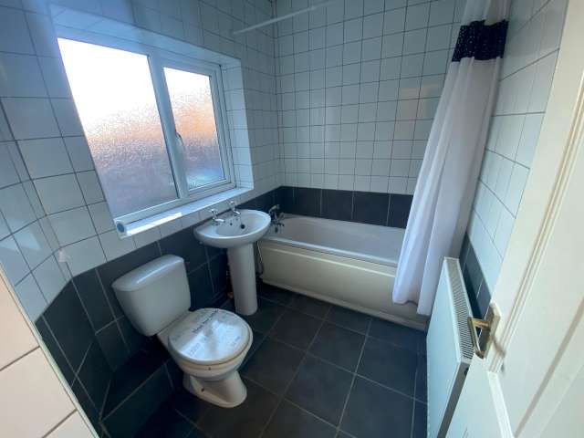 2 bed ground floor flat for sale in Moore Street, Gateshead  - Property Image 6