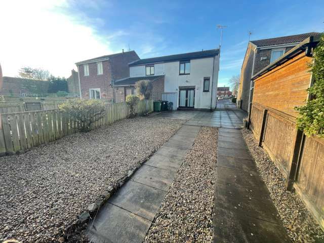 2 bed semi-detached house for sale in Broadoak, Gateshead  - Property Image 10