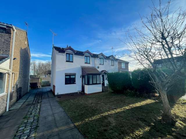 2 bed semi-detached house for sale in Broadoak, Gateshead  - Property Image 1