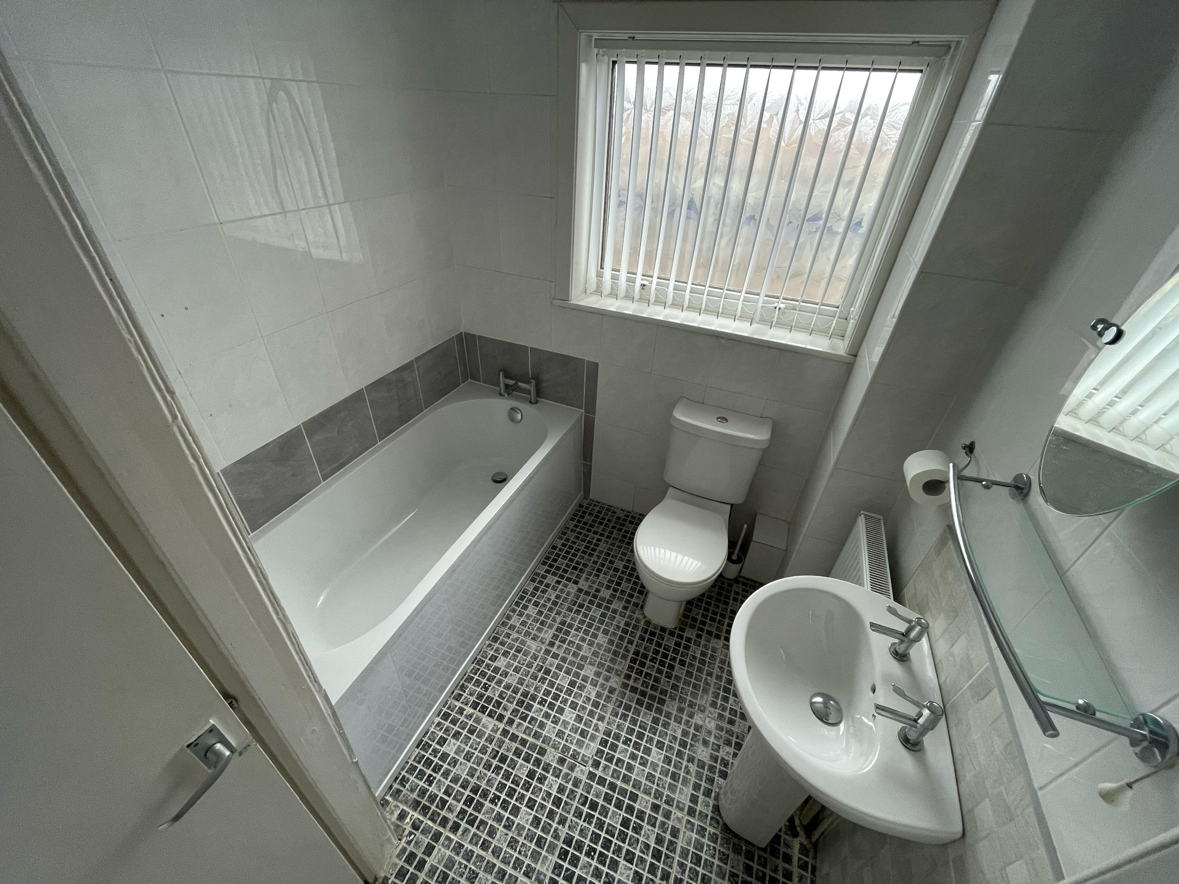 3 bed terraced house for sale in Eastbourne Parade, Hebburn 9