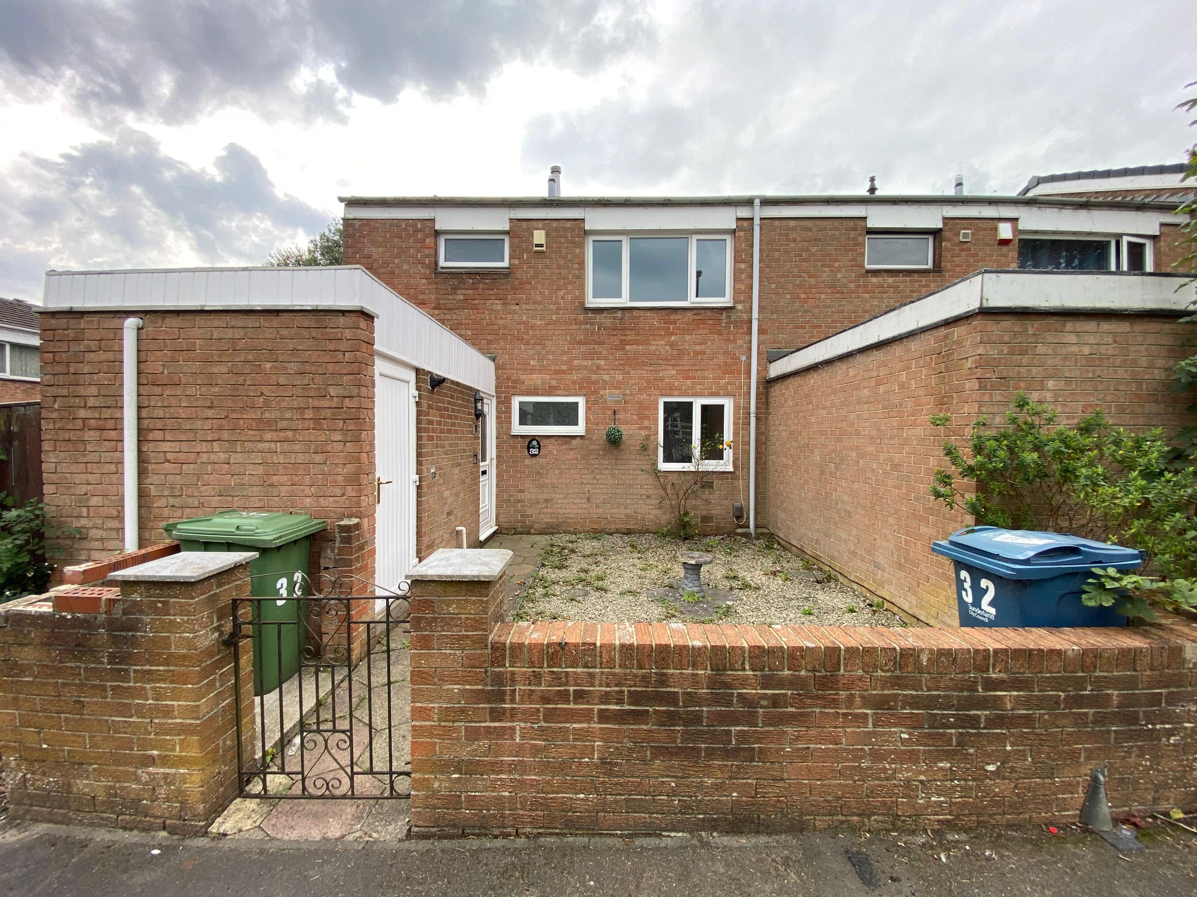 3 bed end of terrace house for sale in Donvale Road, Washington  - Property Image 1
