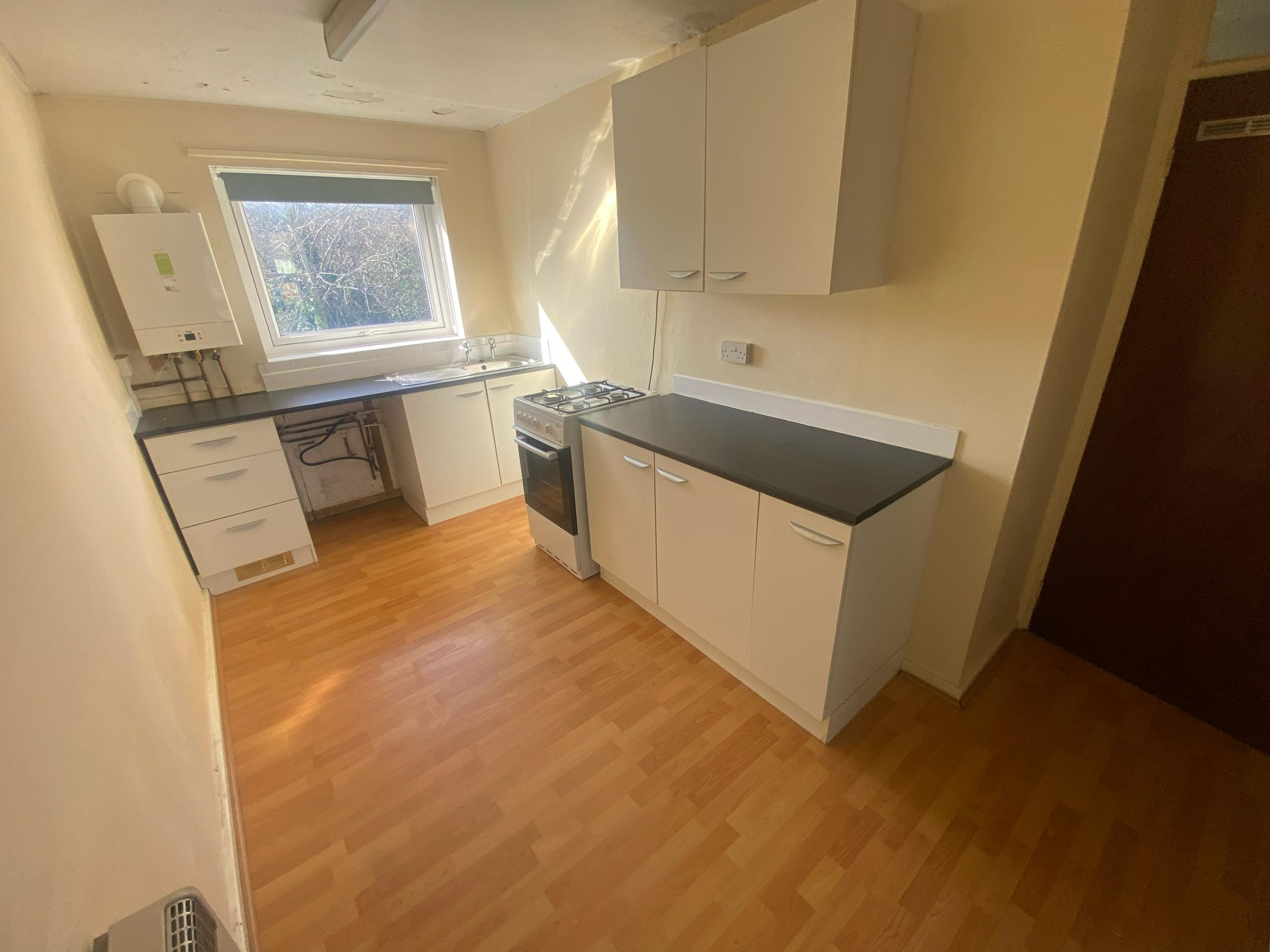 2 bed flat for sale in Meadow Lane, Gateshead 1
