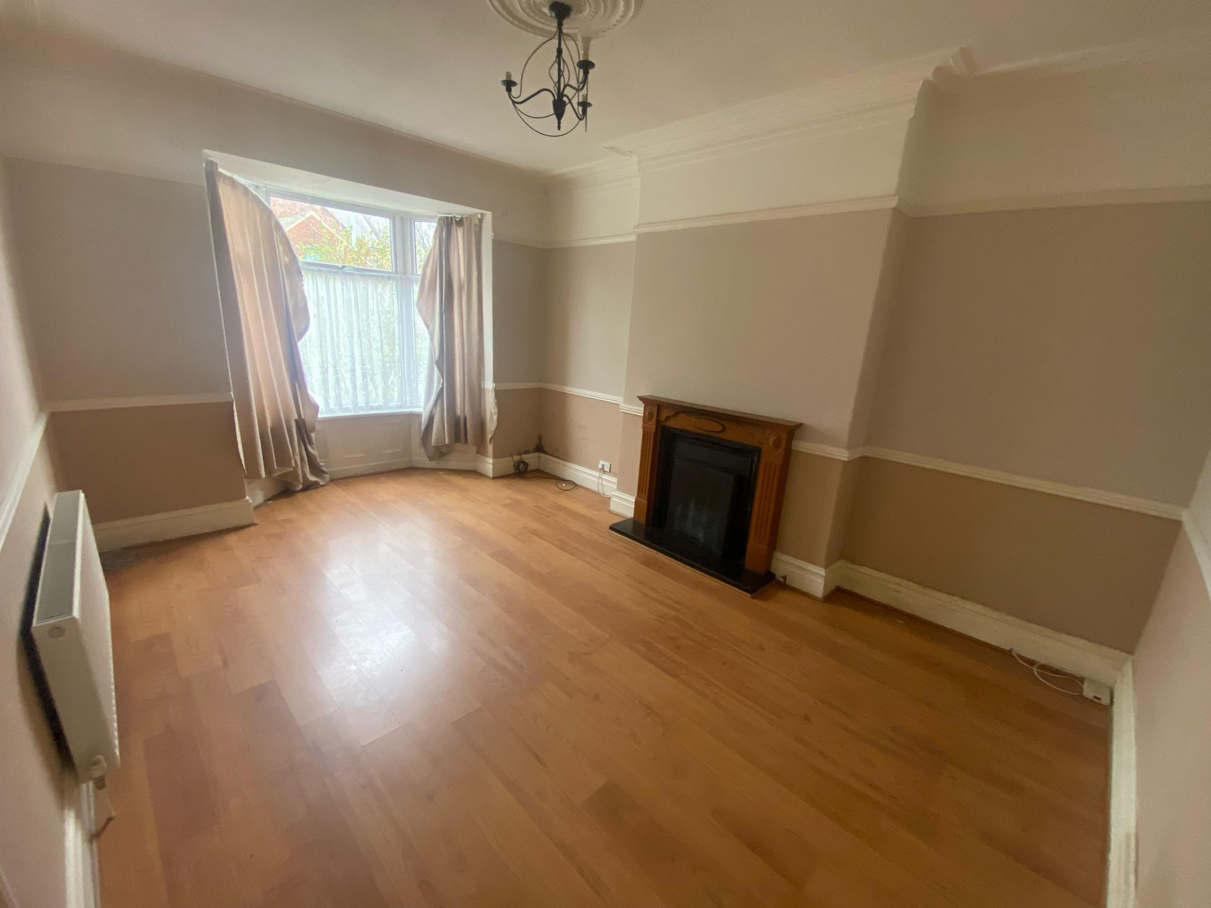 4 bed terraced house for sale in West End Terrace, Crook  - Property Image 2
