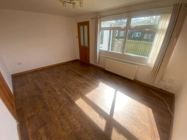 3 bed terraced house for sale in Ashford, Gateshead 2