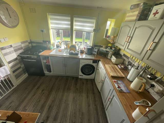 3 bed semi-detached house for sale in Howard Close, Bishop Auckland  - Property Image 3