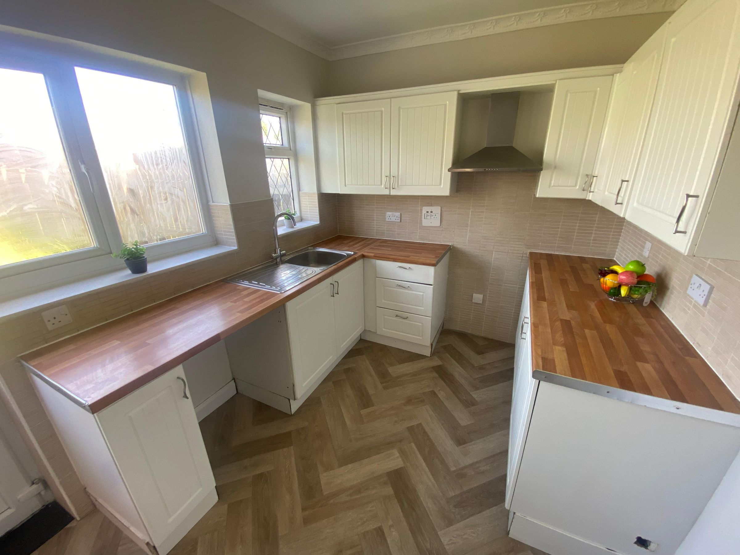 2 bed end of terrace house for sale in Hundens Lane, Darlington  - Property Image 2