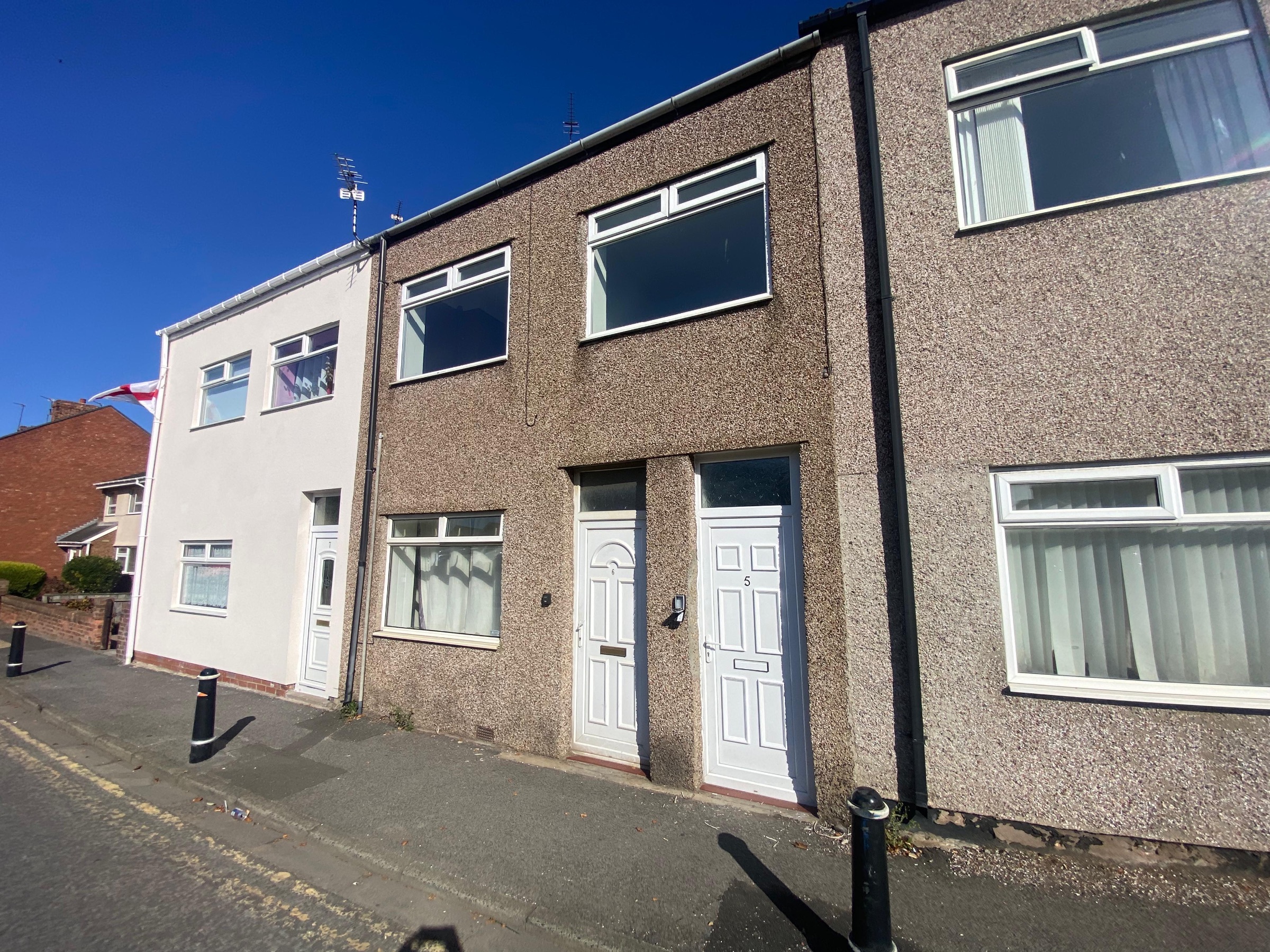 2 bed flat for sale in Ravensworth Street, Bedlington - Property Image 1