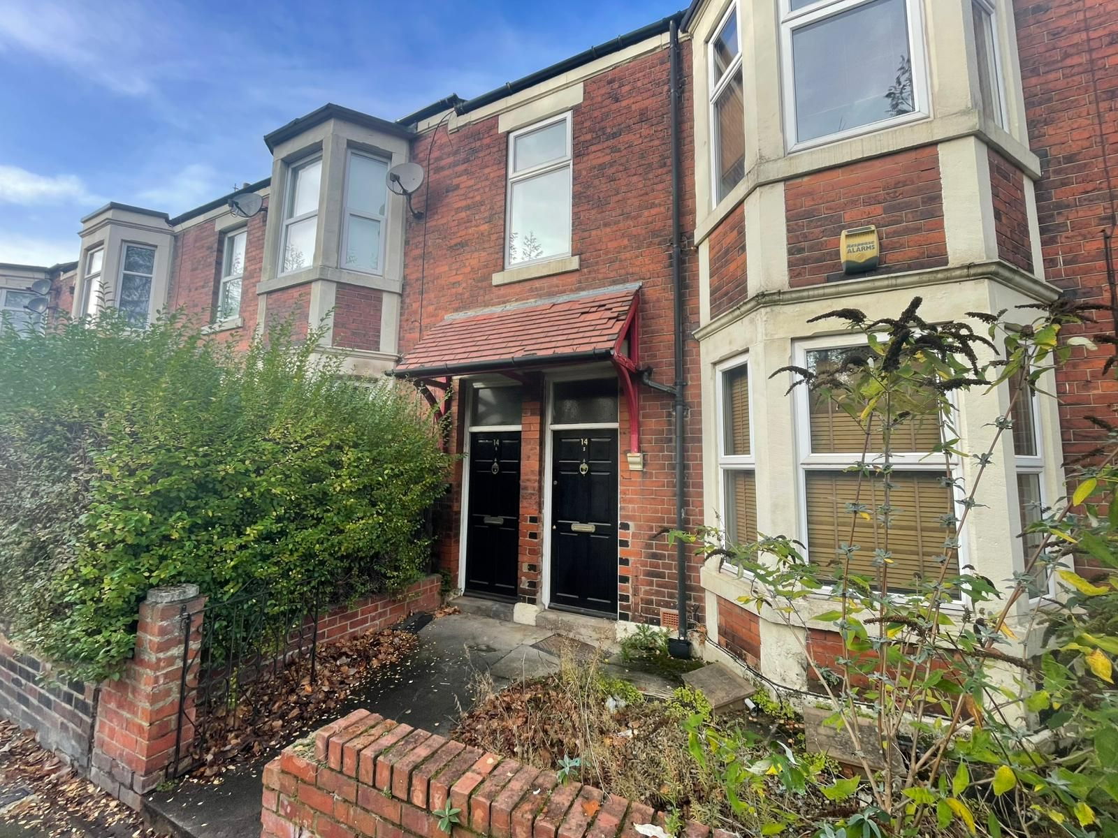 2 bed flat for sale in Holly Avenue, Wallsend - Property Image 1