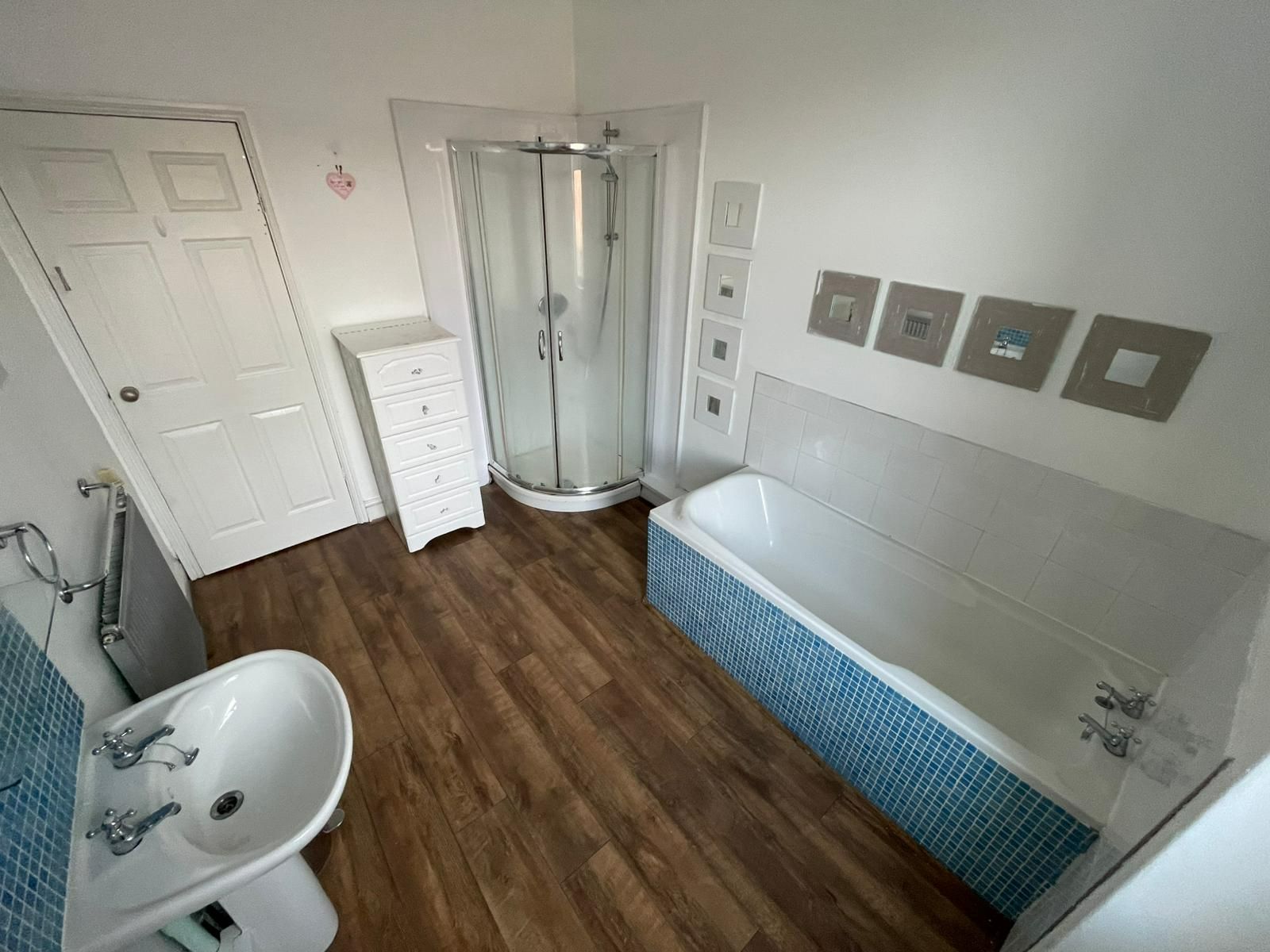 2 bed flat for sale in Holly Avenue, Wallsend  - Property Image 4