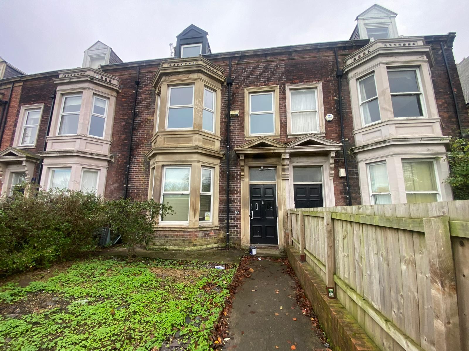 2 bed flat for sale in Park Road, Sunderland - Property Image 1