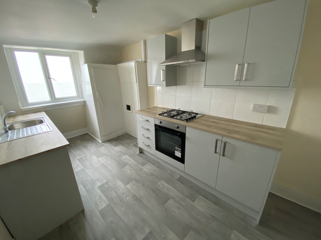 1 bed flat to rent in Marina, St. Leonards-on-Sea  - Property Image 6
