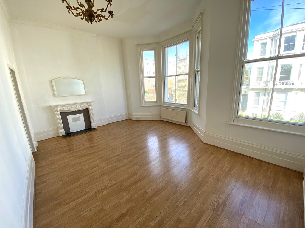 2 bed flat to rent in Church Road, St. Leonards-on-Sea  - Property Image 4