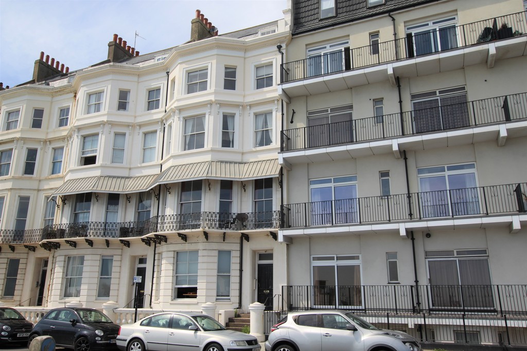 Wyatt Hughes are delighted to bring to the market this 2 bed apartment with direct sea views. It benefits from a modern Kitchen and bathroom.It is the perfect place to entertain or just relax and enjoy the views. The property is situated right on the seafront along Eversfield Place in St Leonards, just a couple of minutes walk to the iconic Hastings Pier and within easy walking distance of both St Leonards and Hastings town centre with their vast array of shops, cafes restaurants and independent stores, along with mainline railway stations with direct links to London.Terms:
Holding deposit (part of first month's rent): £210.00
Rent: £950.00
Deposit: £950.00
Minimum income: £34,200.00