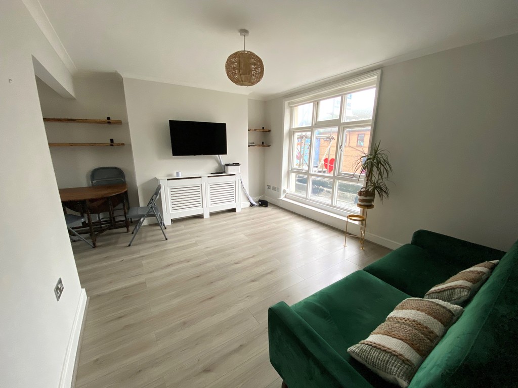 2 bed apartment to rent in Norman Road, St. Leonards-on-Sea - Property Image 1