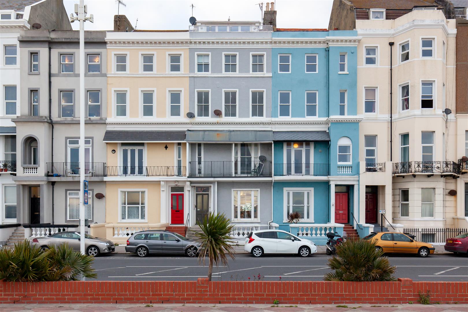2 bed flat for sale in Eversfield Place, St. Leonards-On-Sea - Property Image 1