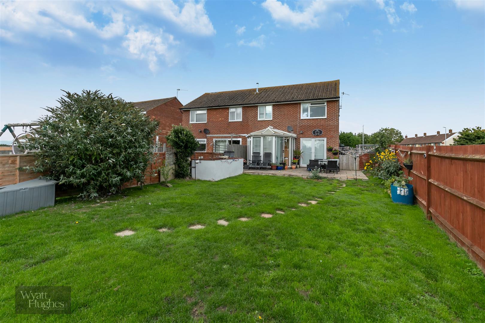 3 bed semi-detached house for sale in Field Way, St. Leonards-On-Sea  - Property Image 12