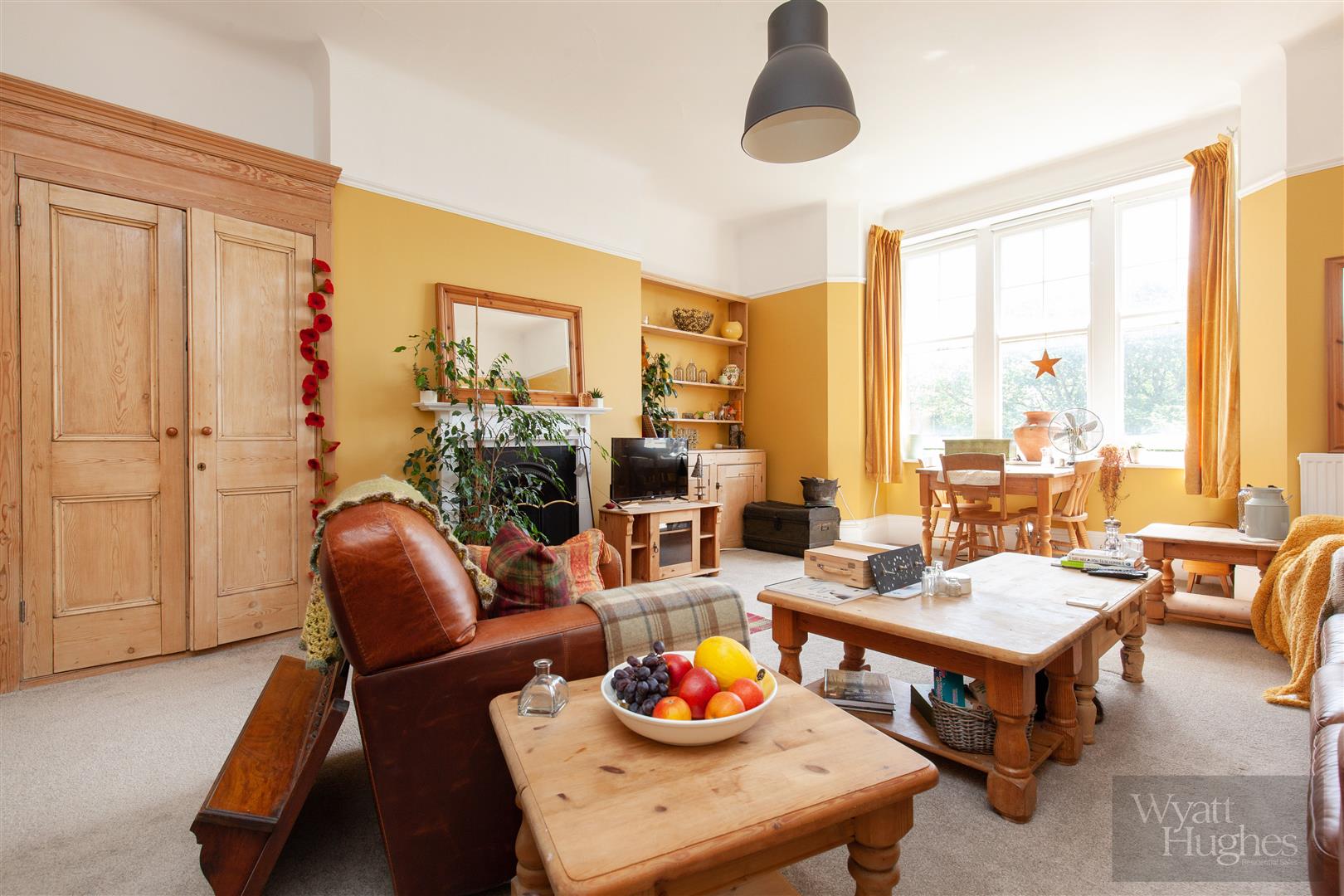 2 bed flat for sale in Pevensey Road, St. Leonards-On-Sea  - Property Image 1