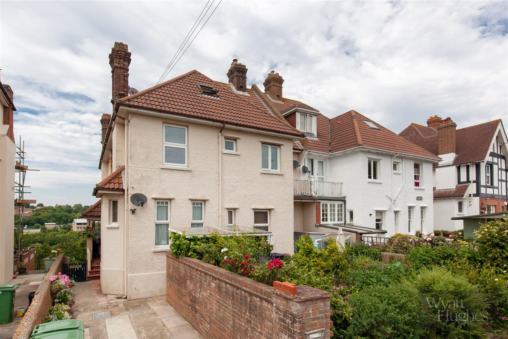 3 bed flat for sale in St. Saviours Road, St. Leonards-On-Sea  - Property Image 1