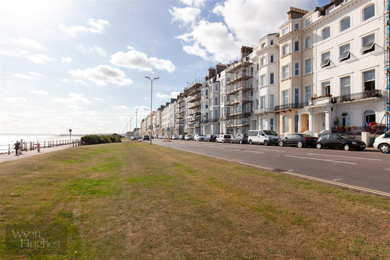 2 bed apartment for sale in Marina, St. Leonards-On-Sea - Property Image 1