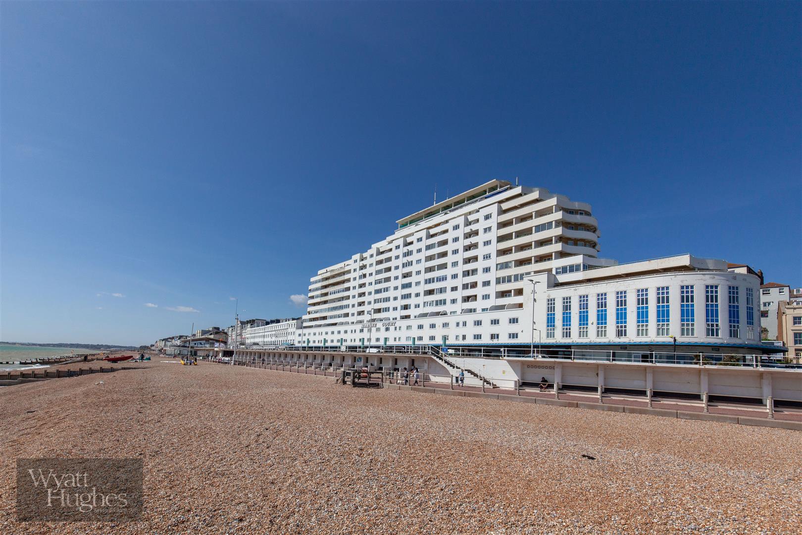 1 bed flat for sale in Marine Court, St. Leonards-On-Sea  - Property Image 1